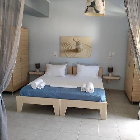 Mulberry House Hotell Elafonissos Exteriör bild