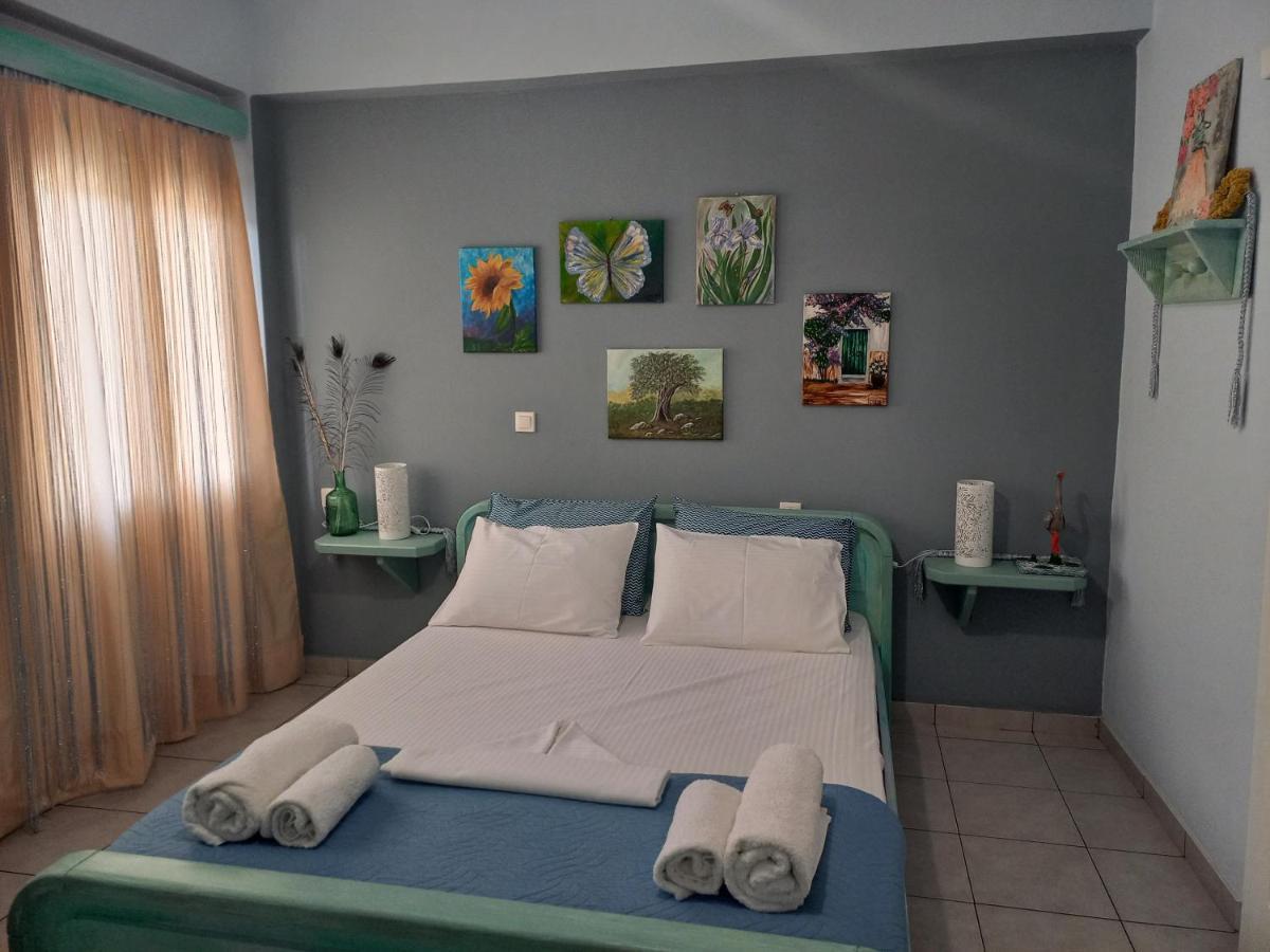 Mulberry House Hotell Elafonissos Exteriör bild